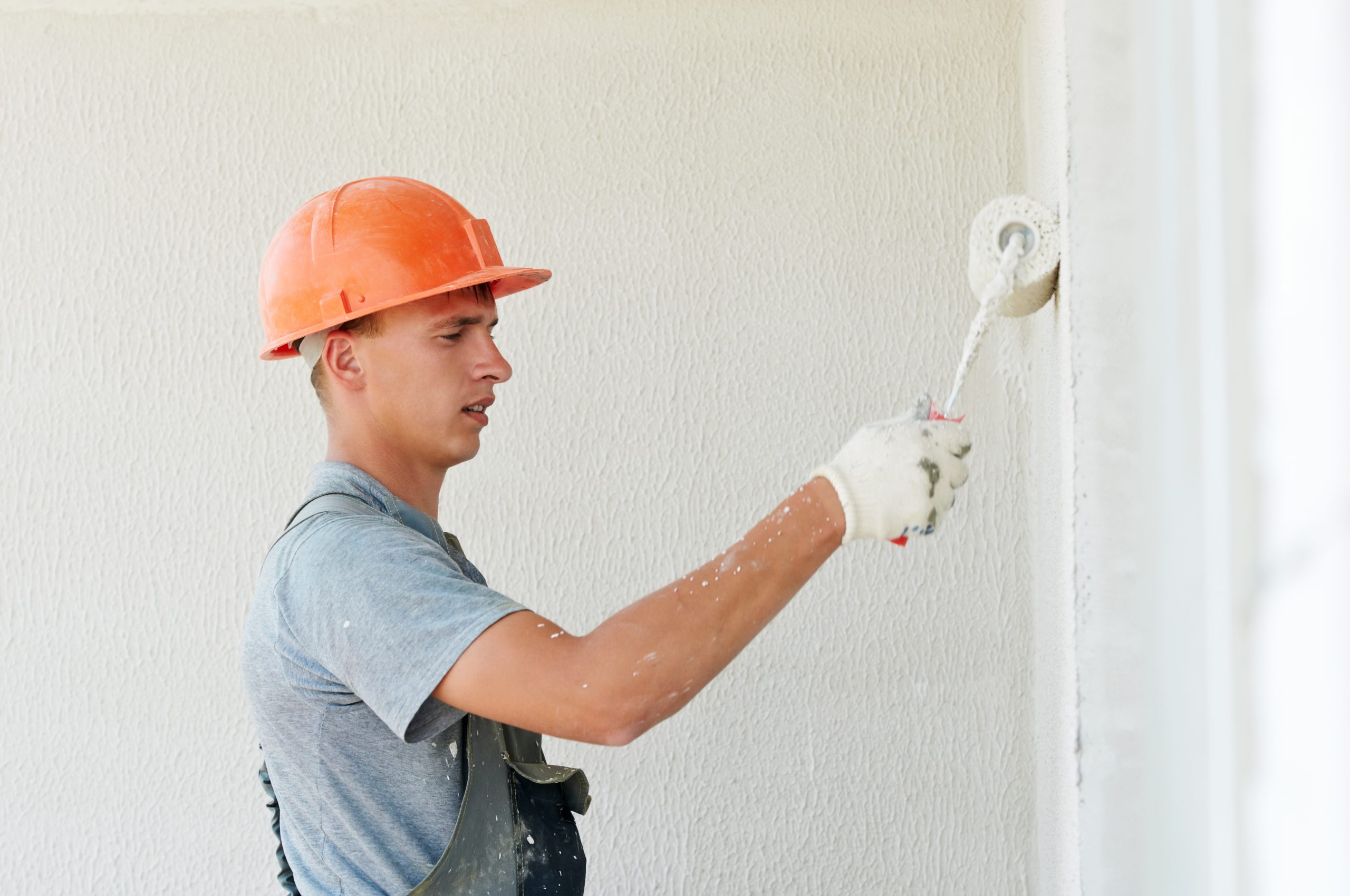 builder facade plasterer worker